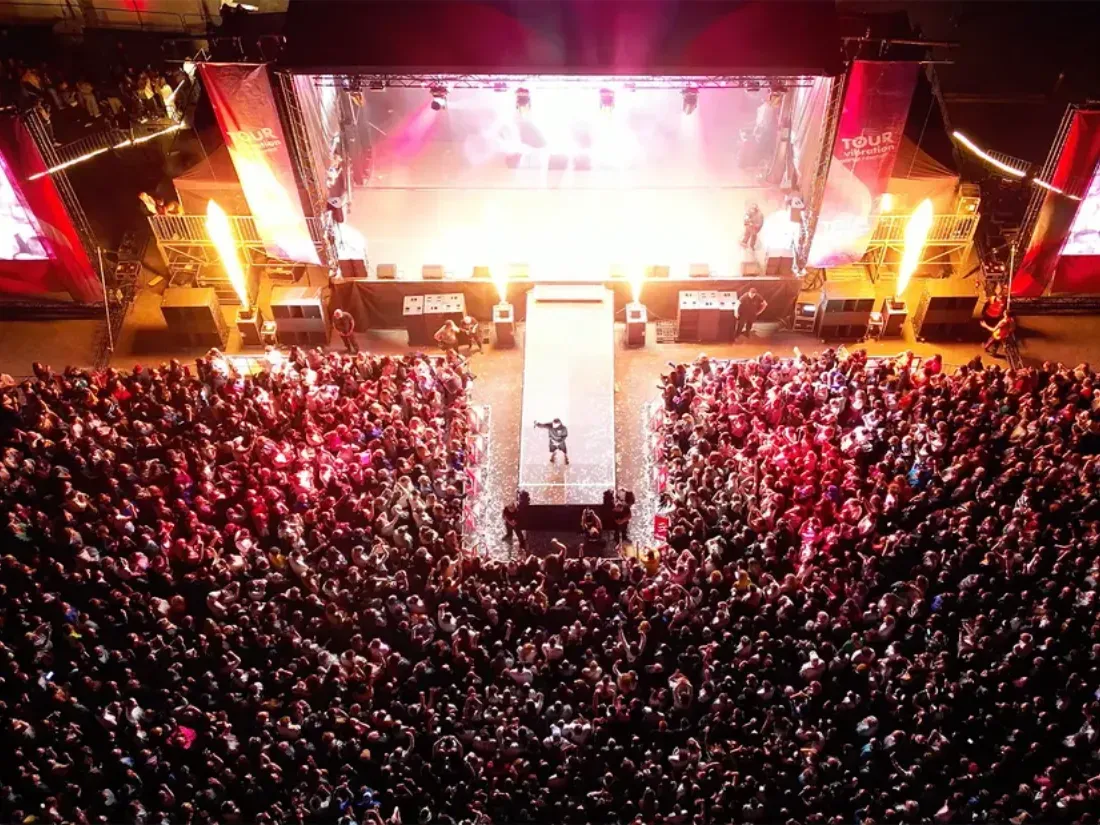 Parkings Quinconces - fermeture Concert Tour Vibration